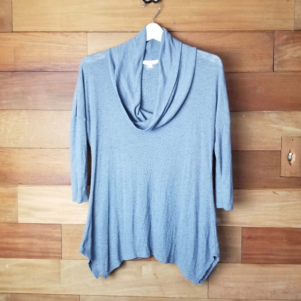 Nabee 3/4 sleeves cowl neck top size M